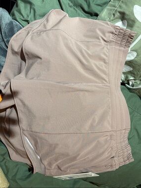 lululemon athletica women's athletic shorts, Hotty Hot shorts 2.5”